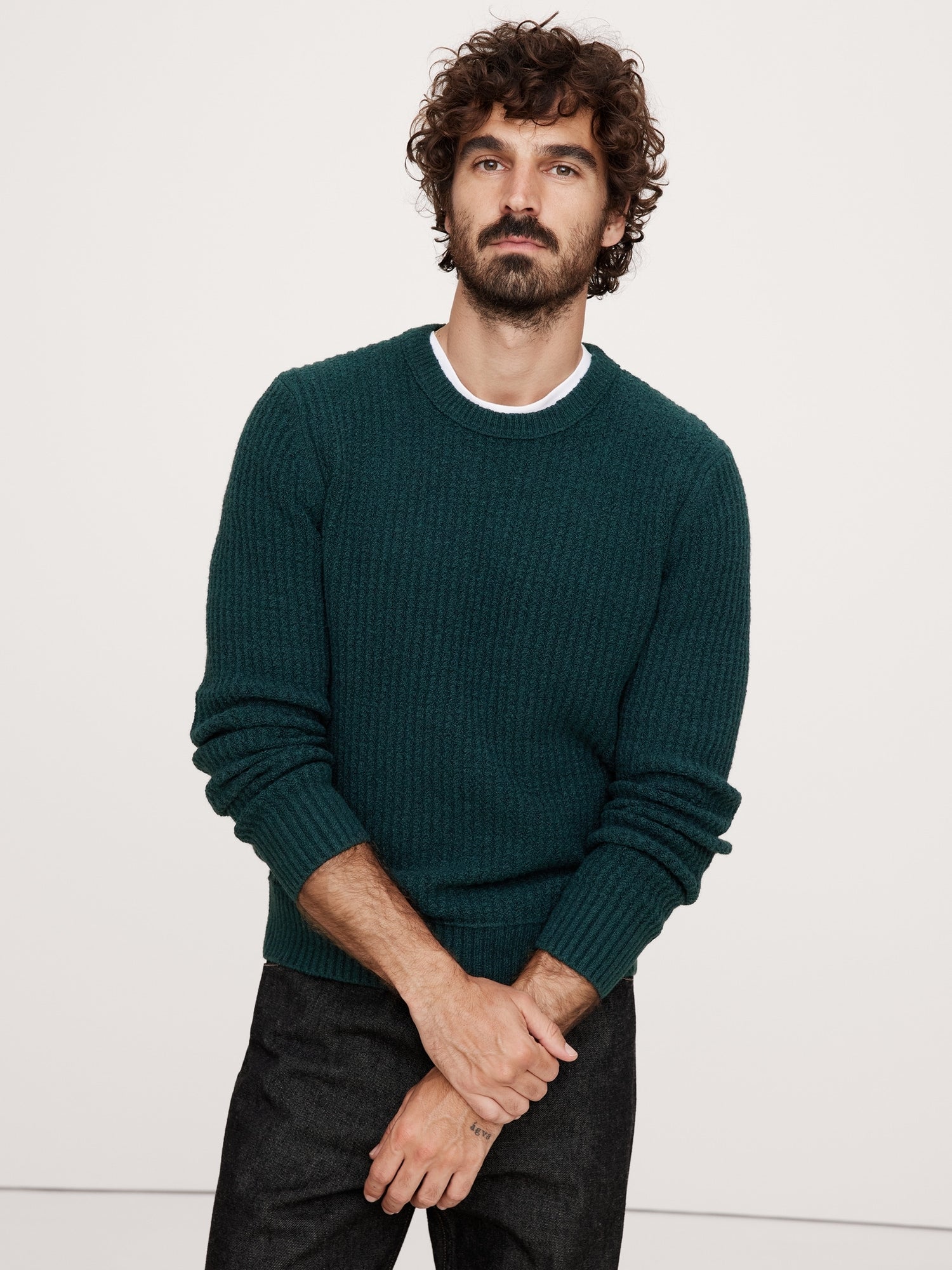 Ribbed Bouclé Crew-Neck Sweater – Banana Republic